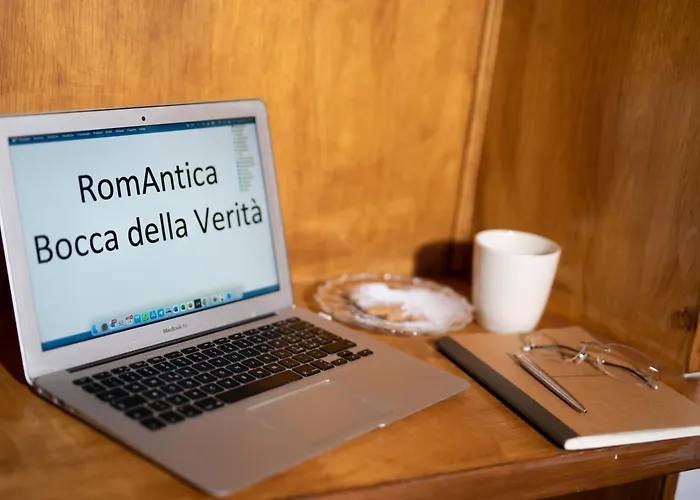 Romantica Bocca Della Verità